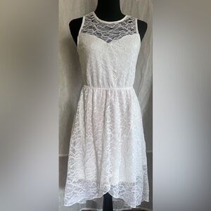 Elegant White Lace Dress